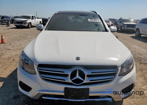 2019 Mercedes-Benz Glc 300 from USA, damaged, VIN WDC0G4JB8KV182548